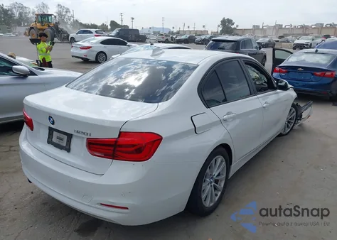 2018 BMW 320I from USA, damaged, VIN WBA8E1G54JNU91136